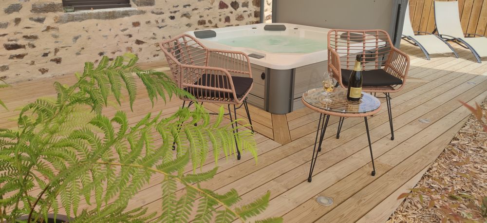 Terrasse avec Spa - Suite Manaë